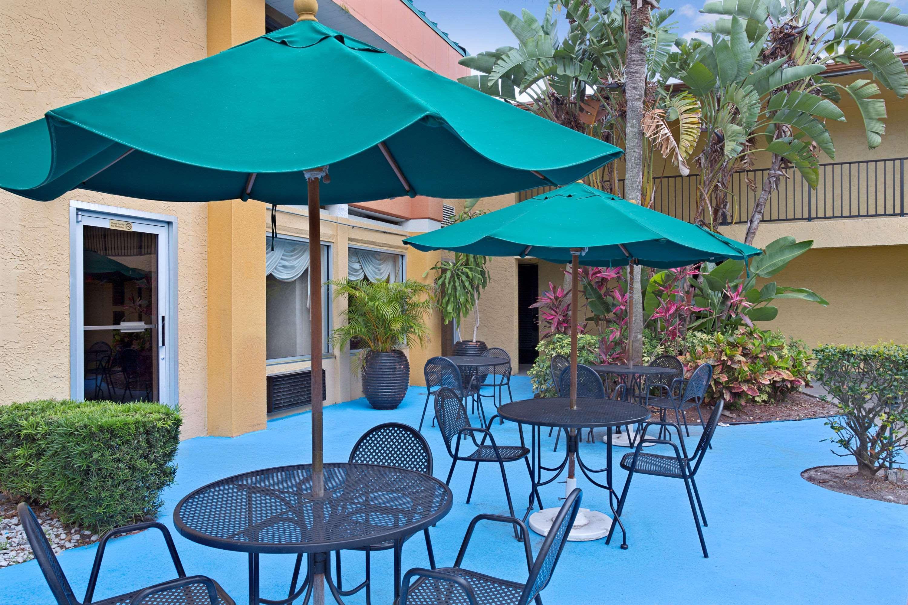 Garnet Inn & Suites Orlando Dış mekan fotoğraf