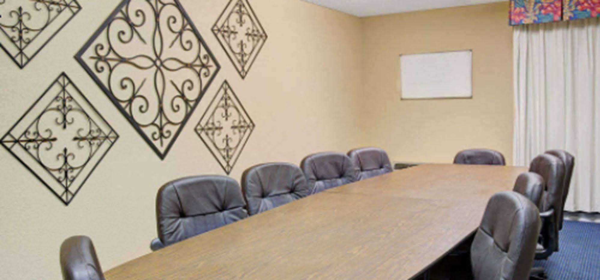 Garnet Inn & Suites Orlando Dış mekan fotoğraf
